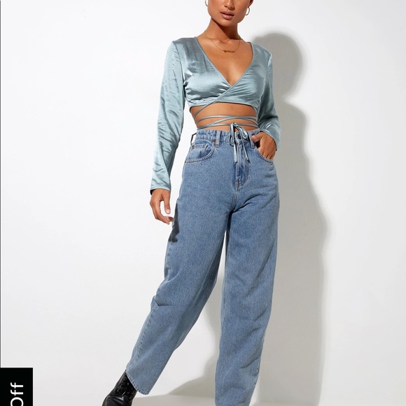 MOTELROCKS LIVA TOP IN SATIN LIGHT BLUE - Picture 4 of 5